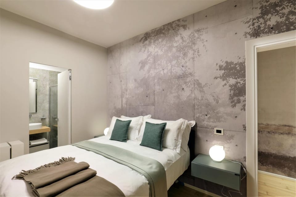 Bed, Bathroom, Bedroom