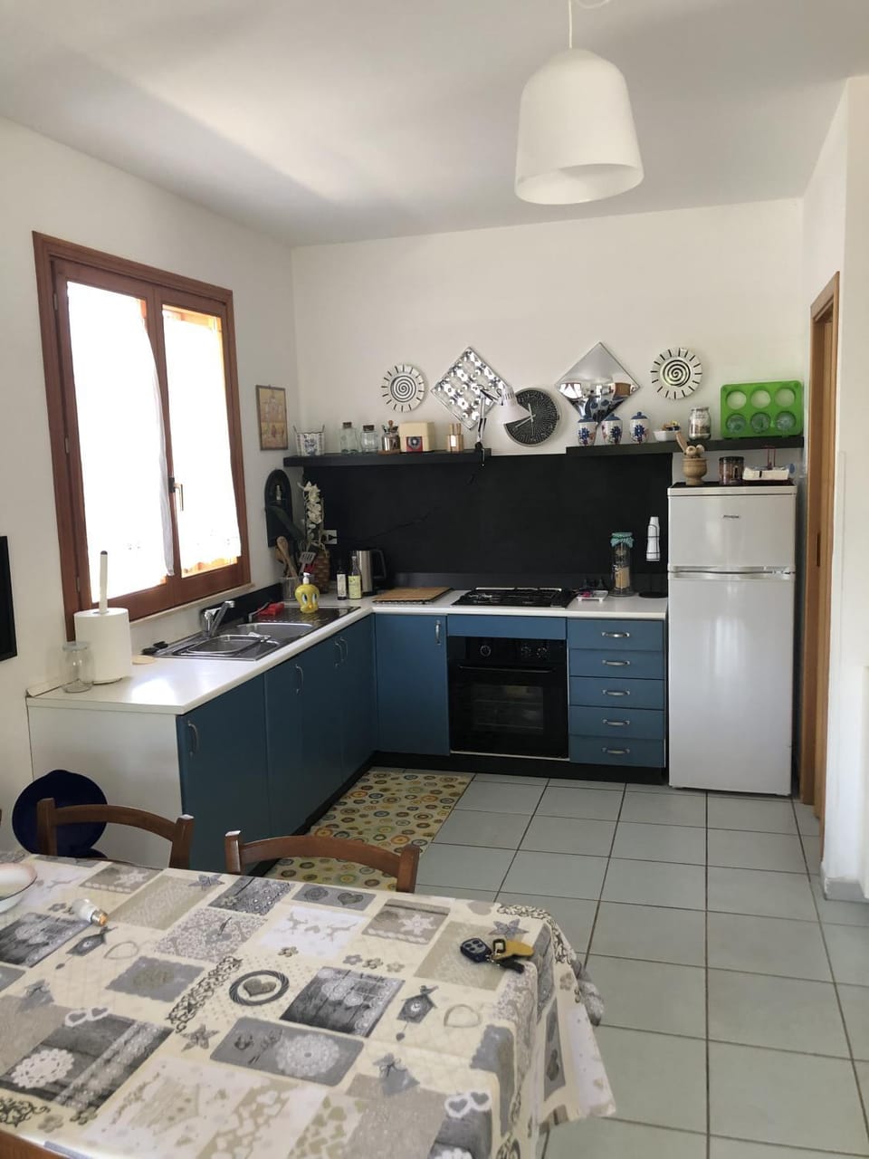 Kitchen or kitchenette, pet friendly, stove
