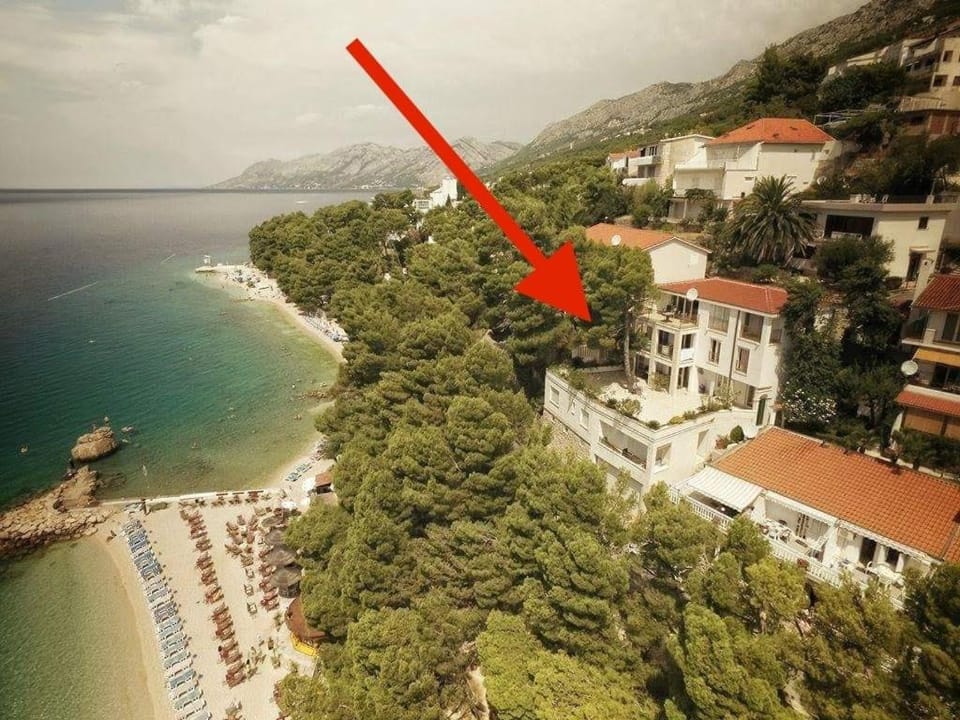 Inas Place Apartment in Brela