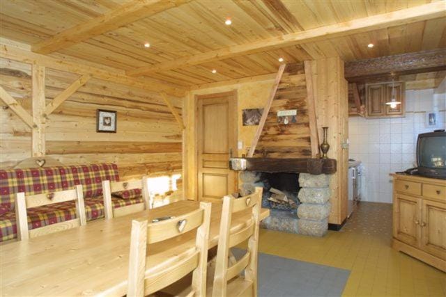 Chalet Holiday LES GETS Apartment in Les Gets