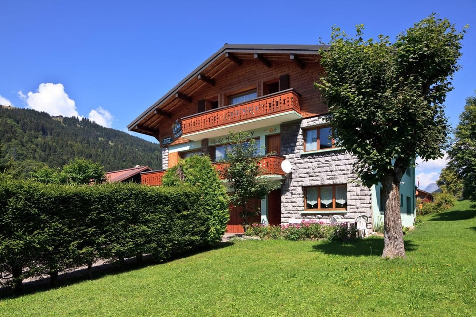 Property building, Garden