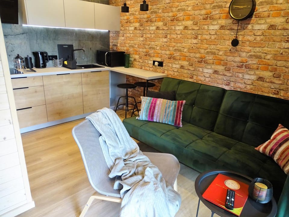 Property building, Kitchen or kitchenette, Living room