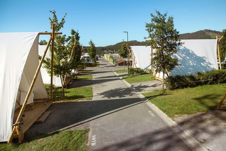 Kampaoh Zumaia Luxury tent in Zumaia