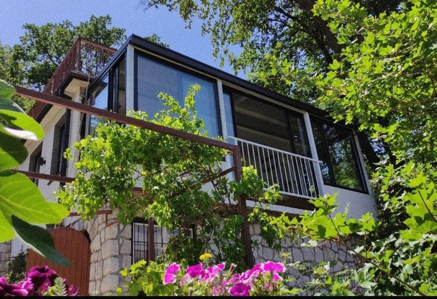 Nice Mountain & Valley Views House with Terraces and Meadows, For Nature Lovers House in Primorje-Gorski Kotar County