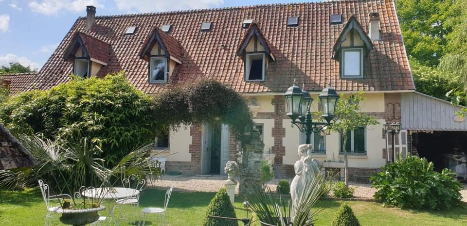 Bergerie Bracquetuit House in Normandy