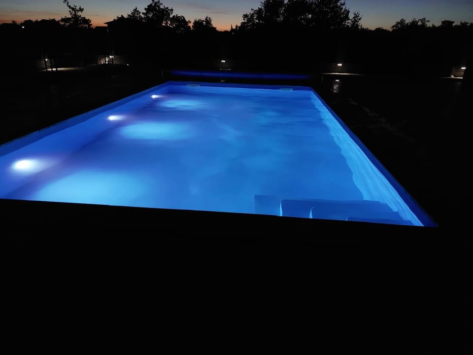 Pool view, Swimming pool