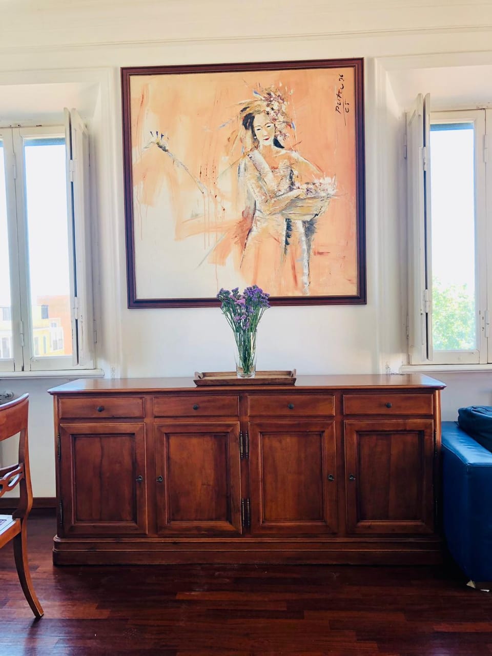 Living room, Decorative detail