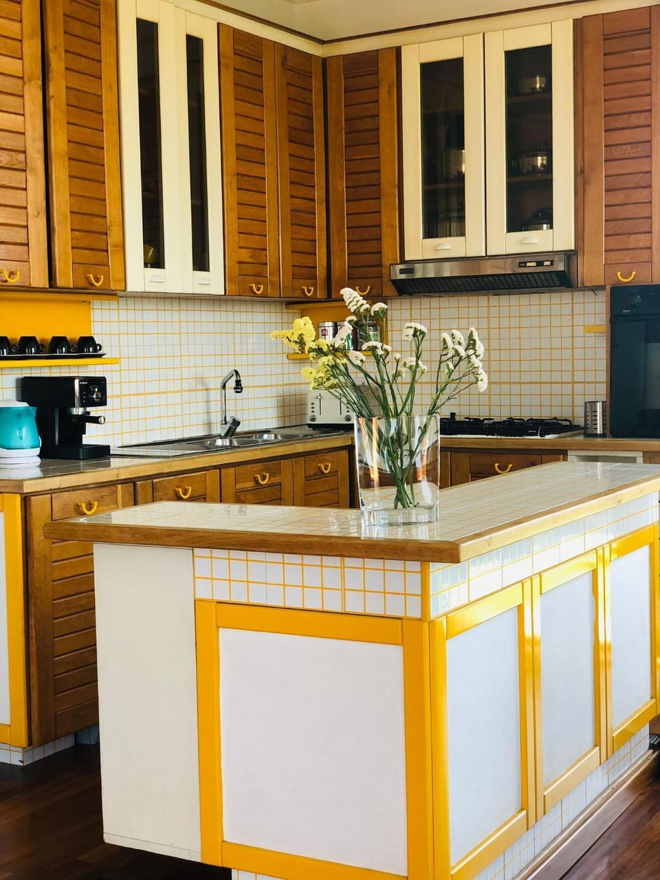 Kitchen or kitchenette, stove