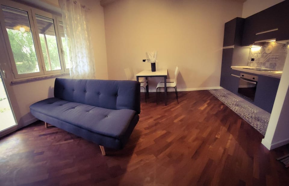Kitchen or kitchenette, Living room, Dining area