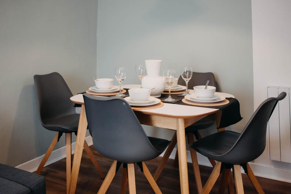 Living room, Seating area, Dining area