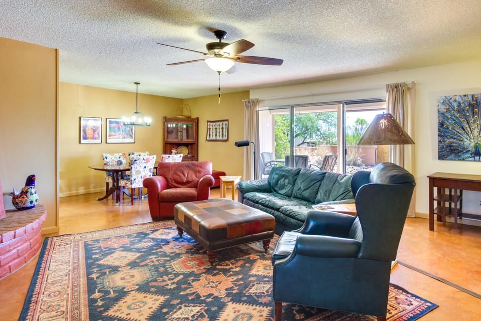 Green Valley Abode w/ Pool Access & Mtn Views House in Sahuarita