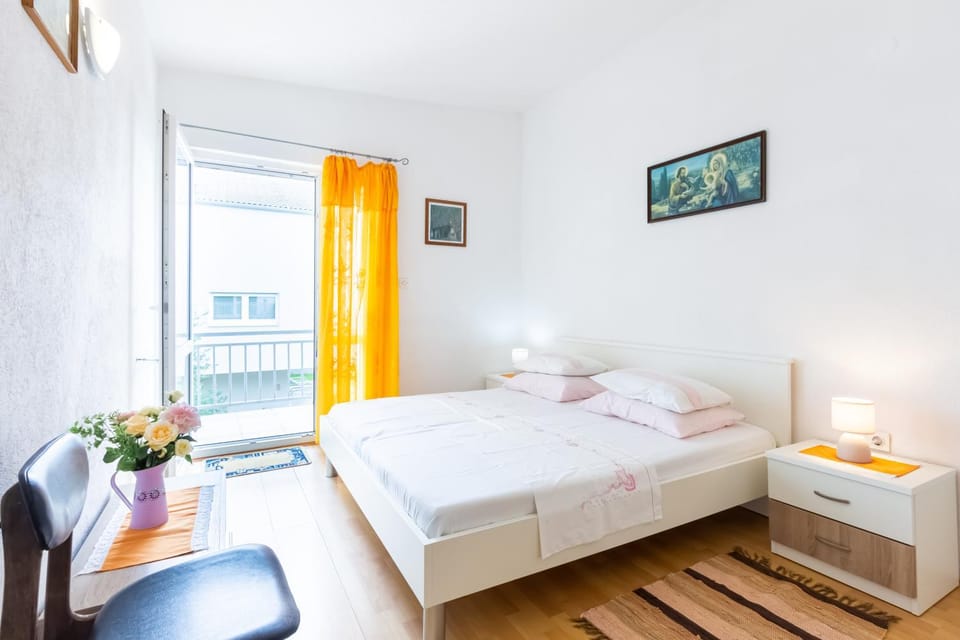 Apartment Lucija with Terrace Apartment in Lika-Senj County