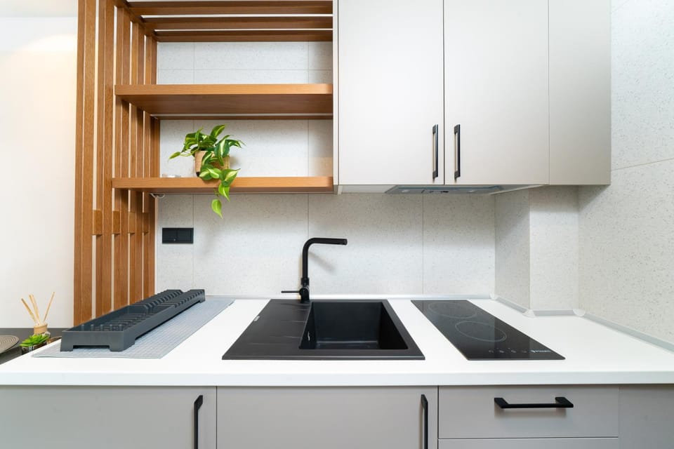 Kitchen or kitchenette, Communal kitchen