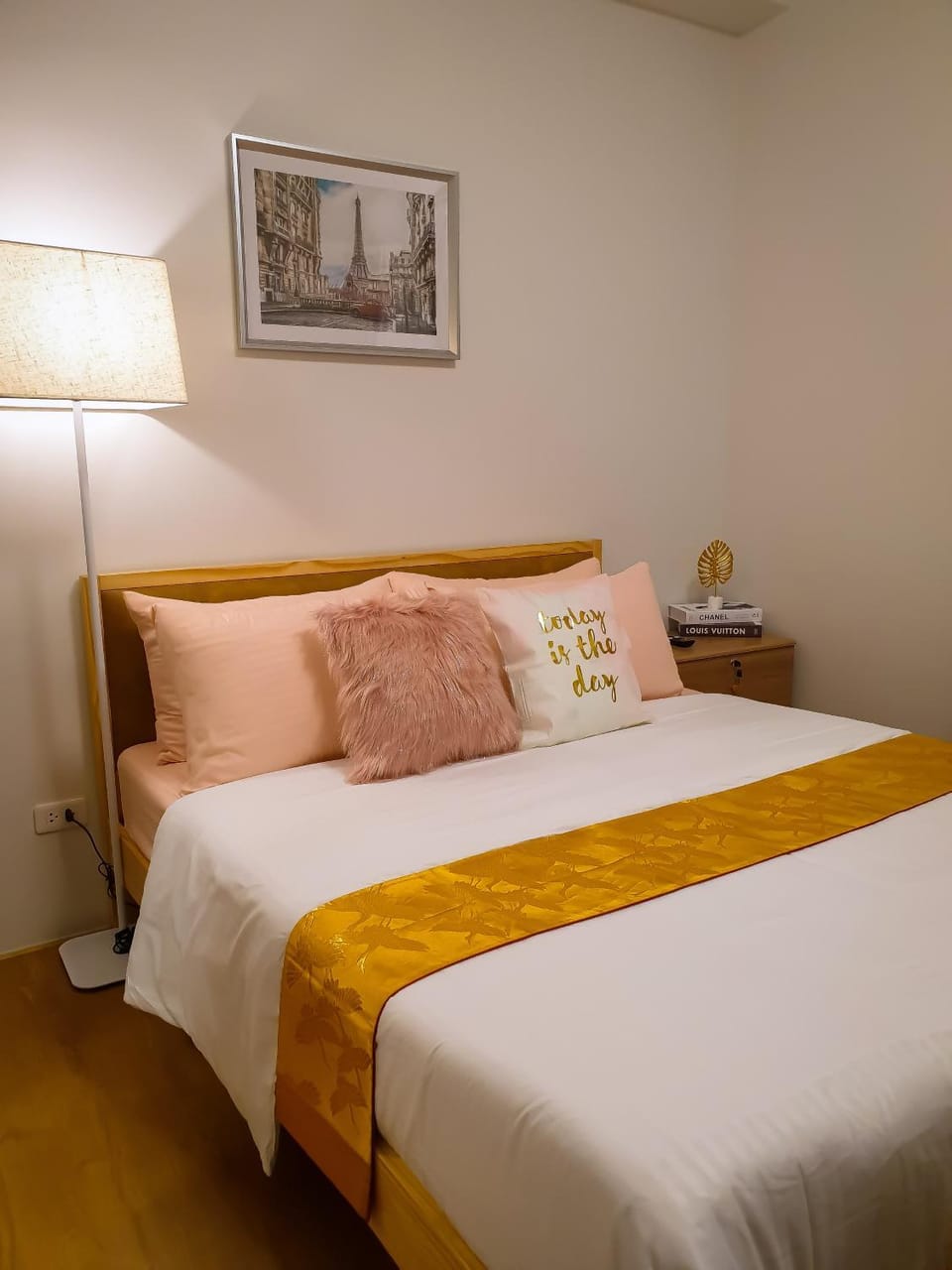 Photo of the whole room