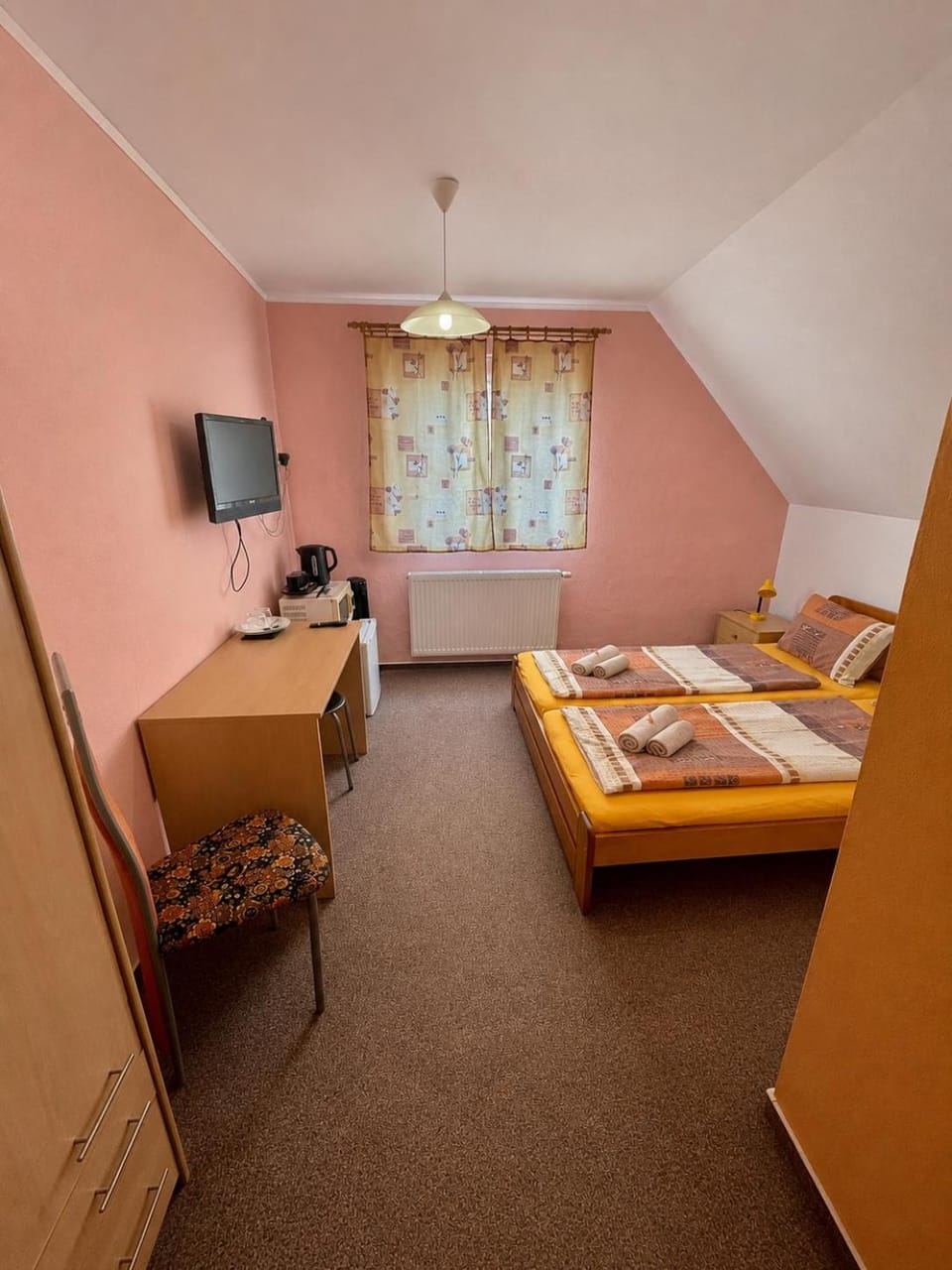 Ubytování u rybníka Svět Vacation rental in South Bohemian Region