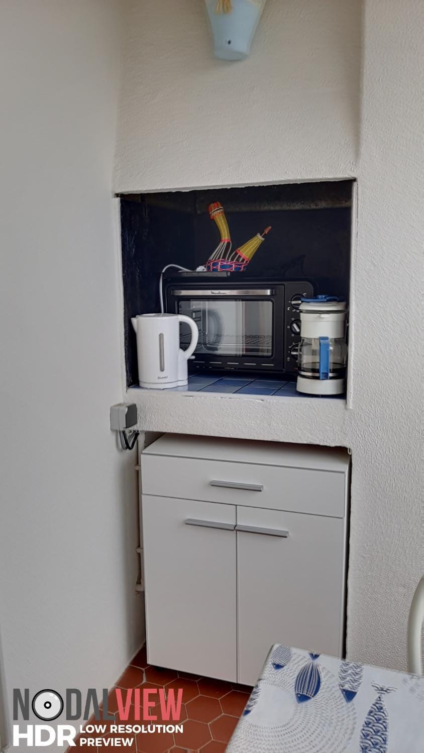 AU NAUTILUS studio au port avec loggia et parking - plage à 50 m Apartment in Saint-Cyprien