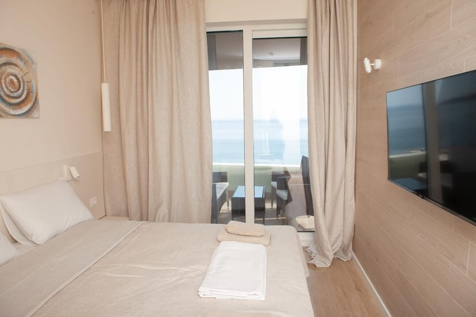 Balcony/Terrace, Bedroom, Sea view