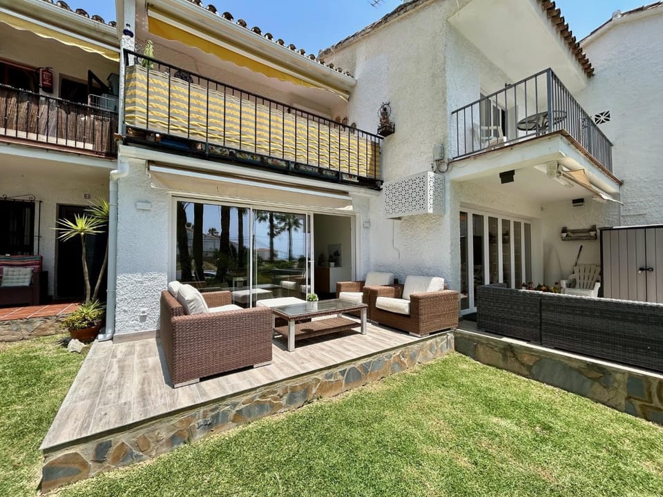 Property building, Balcony/Terrace