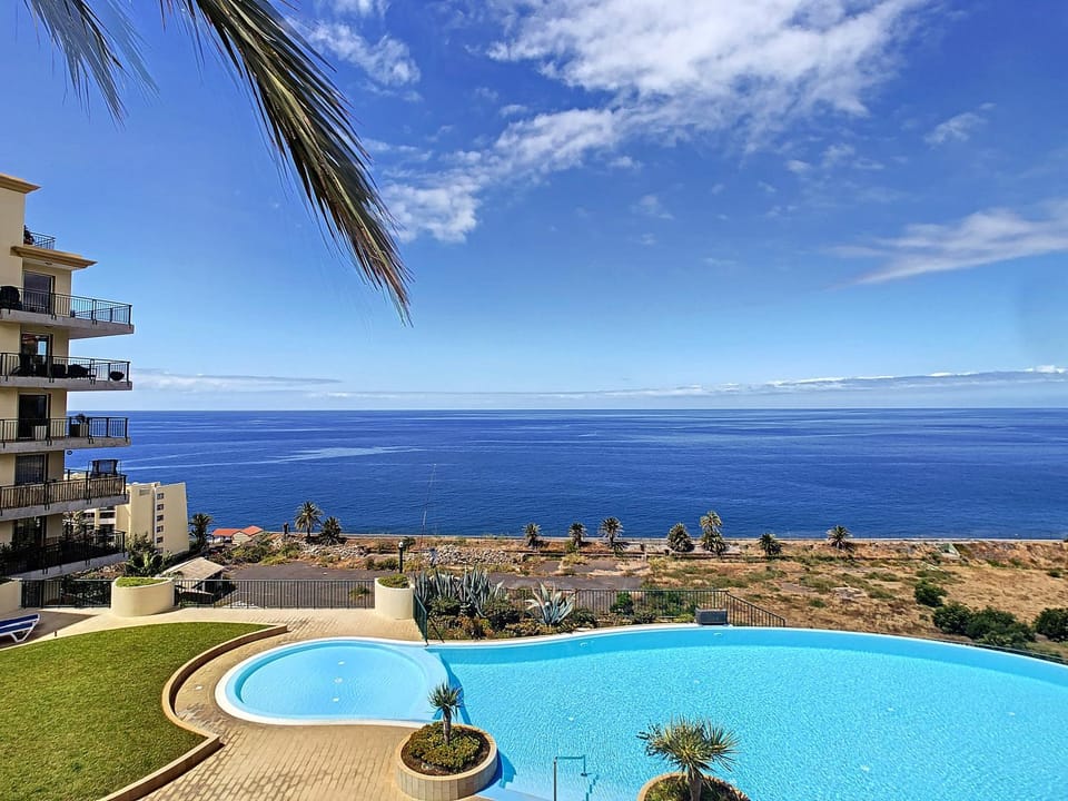 Sea view, Swimming pool