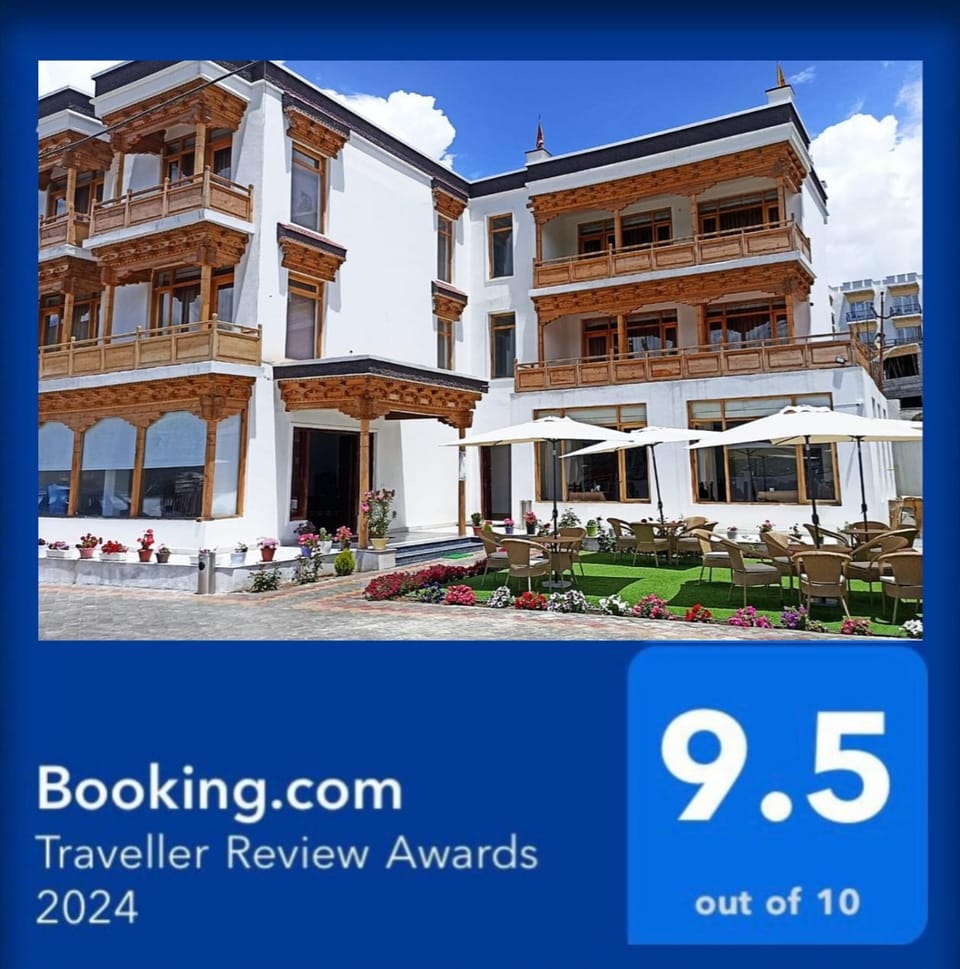 Lha-Zes Hotel in India