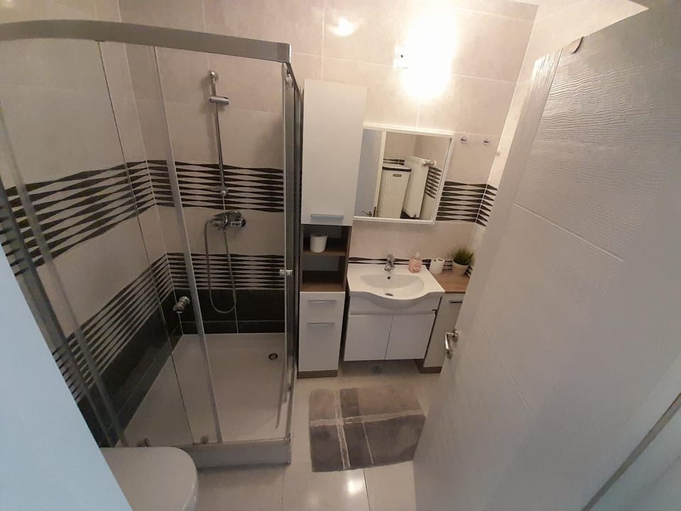 Airplane Residence 1 Apartment in Romania
