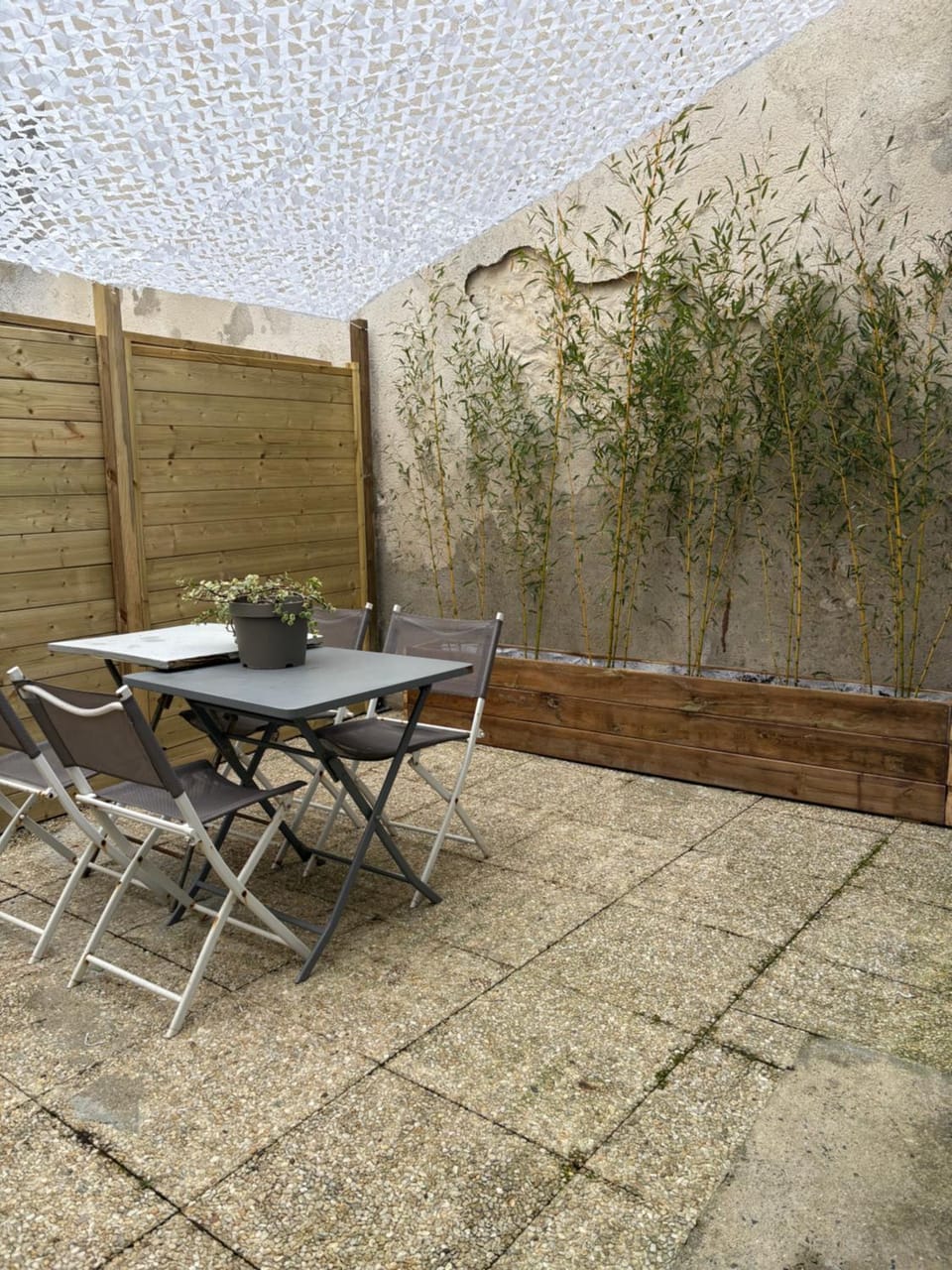 Logement cosy avec terrasse privée hypercentre Apartment in La Rochelle