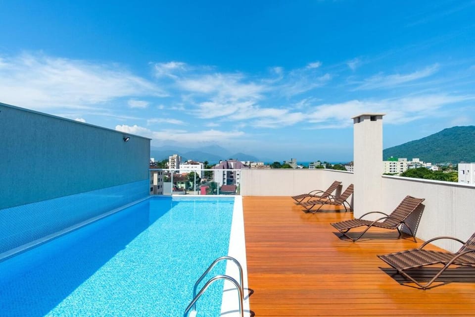 BH47 - QUINTANILHA · BH47: CHARMOSO, COM AR, PISCINA E VARANDA GOURMET Apartment in Ubatuba