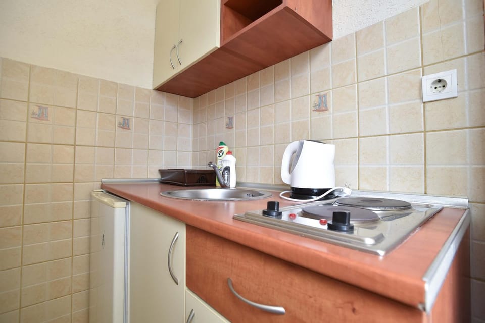 Coffee/tea facilities, Kitchen or kitchenette