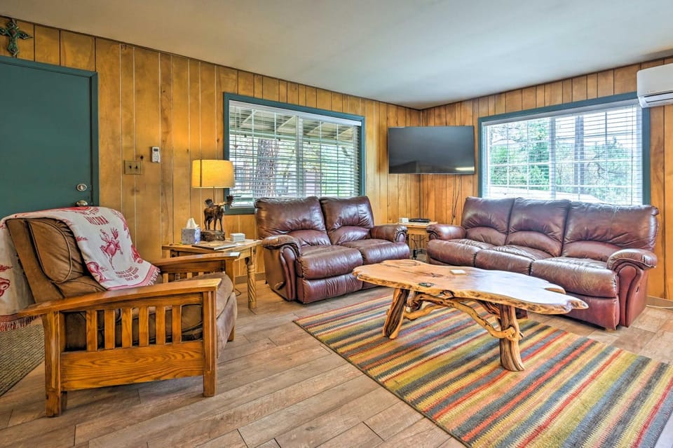 Near Hiking Trails: Woodsy Pine Cabin w/ Fire Pit Cabin in Strawberry