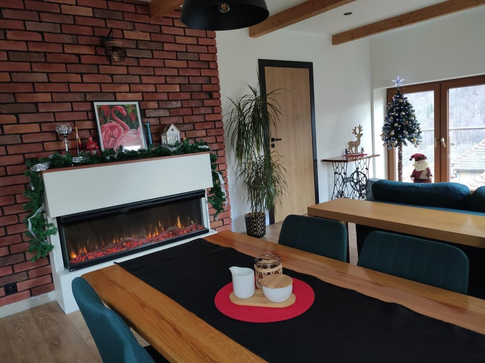 Living room, Seating area, flat iron