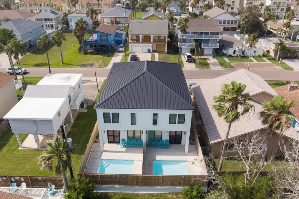 Property building, Bird's eye view