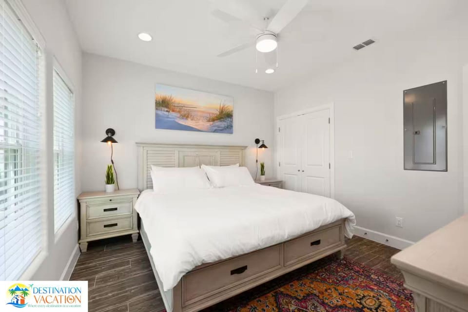 HUGE South Padre Retreat 8BR 2 Pools Near Beach House in South Padre Island