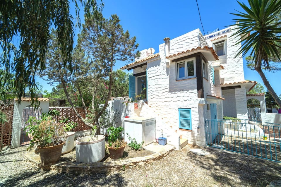 Property building, Off site, Garden view