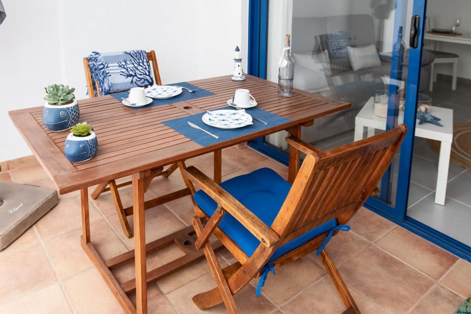 Off site, Balcony/Terrace