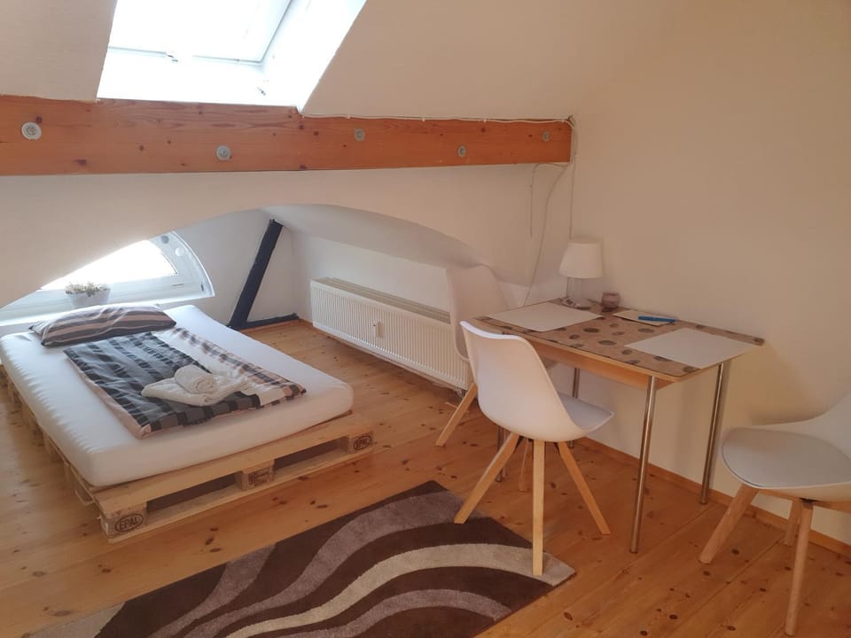 Hotel, Ferienwohnung, Zimmer Apartment in North Rhine-Westphalia
