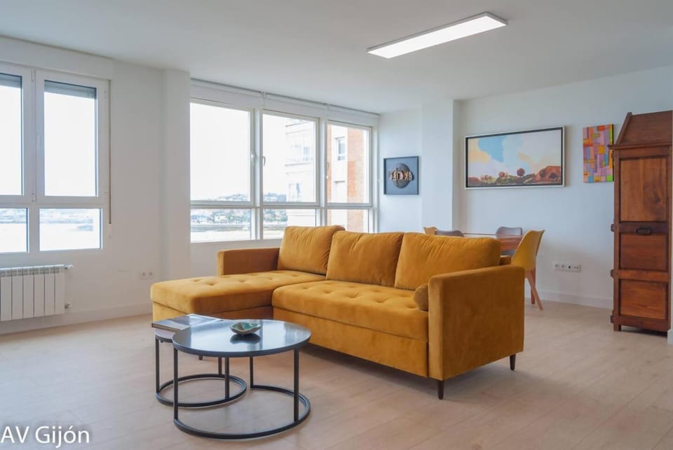 AVG Mirada a San Lorenzo Apartment in Gijón