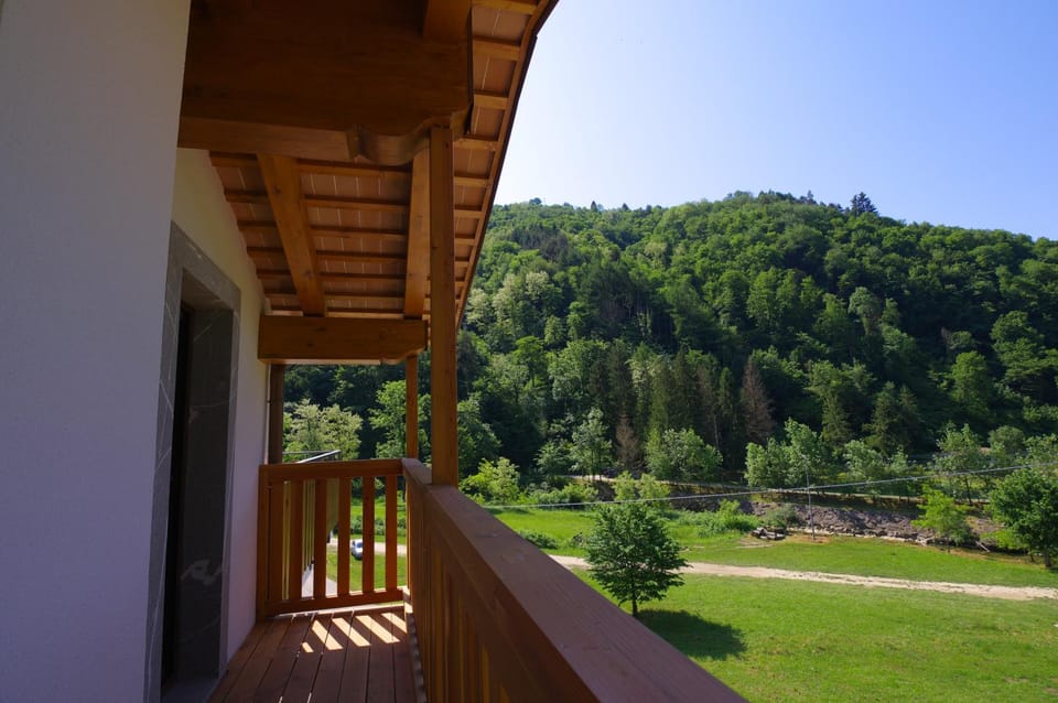 Property building, View (from property/room), Balcony/Terrace