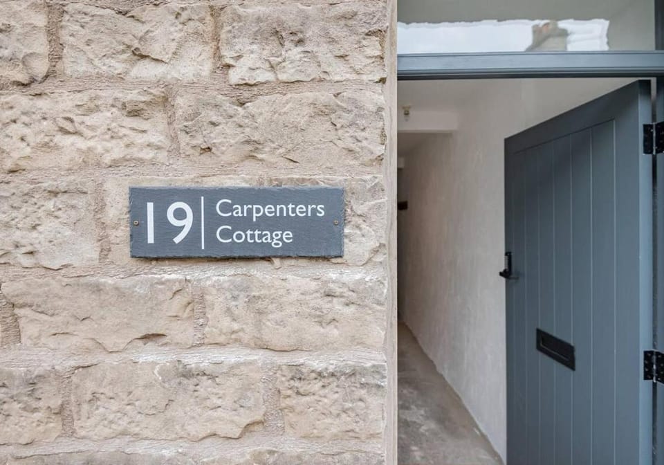 Facade/entrance, Property logo or sign