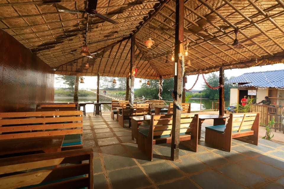 Molly's Nest Resort in Mandrem