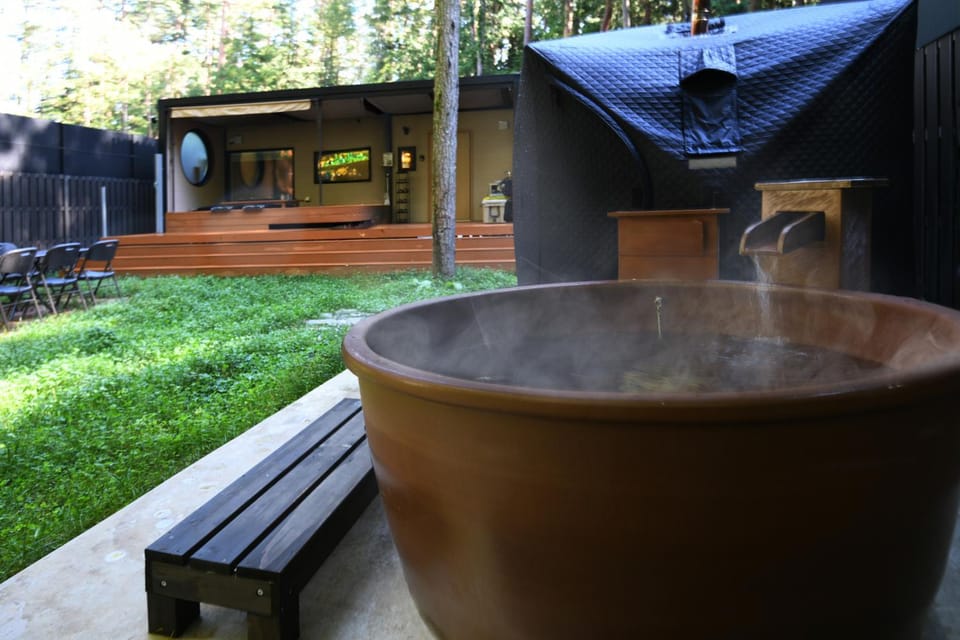 Hot Spring Bath, Garden view