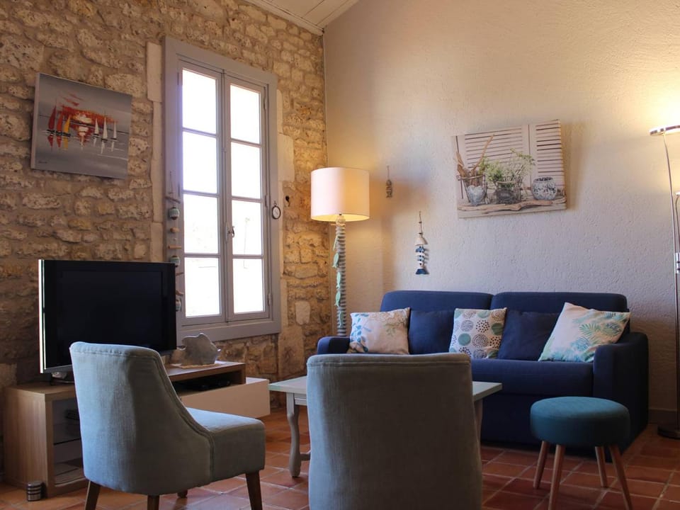 Maison en pierres 6 couchages, jardin clos, parking, proche plage - FR-1-246A-126 House in Nouvelle-Aquitaine