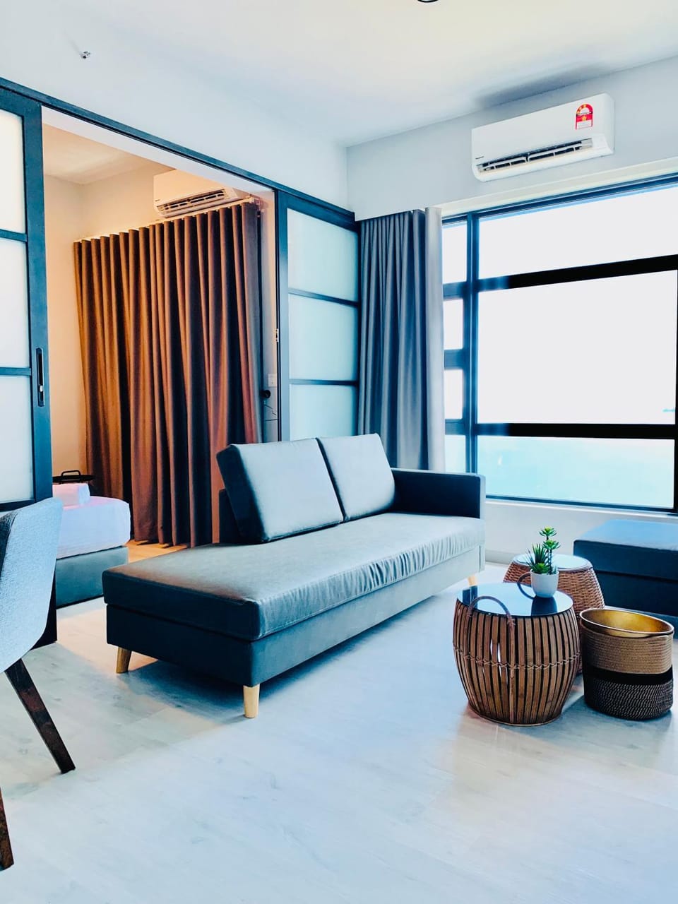 Living room, Sea view