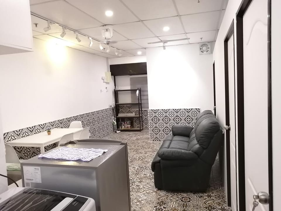 Fastbook Ferringhi SoHo unit 8pax House in Batu Ferringhi, Penang, Malaysia