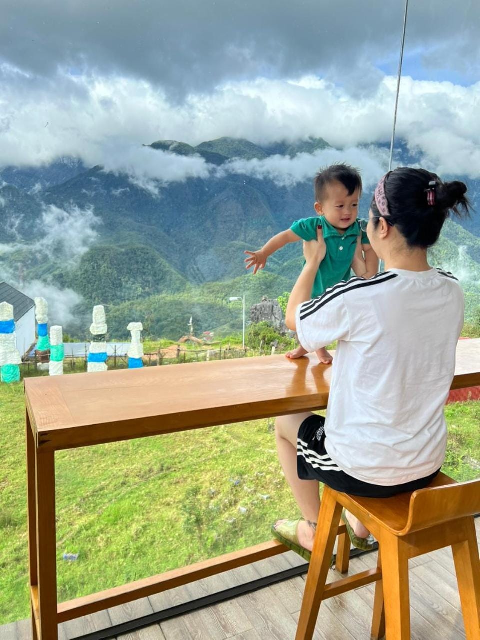 Day, Natural landscape, View (from property/room), Mountain view, children, Family