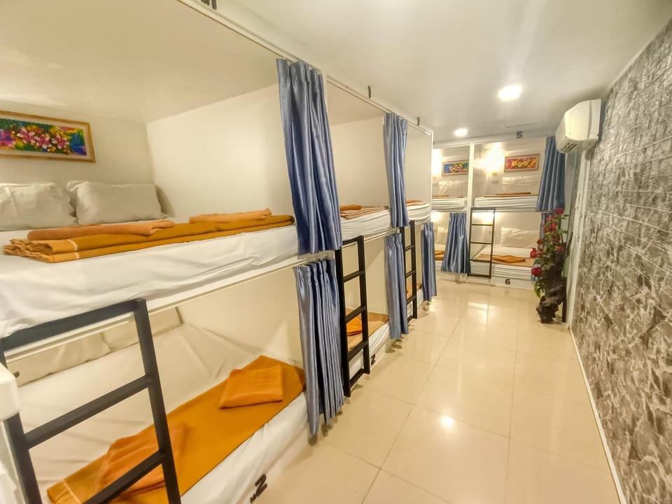 bunk bed