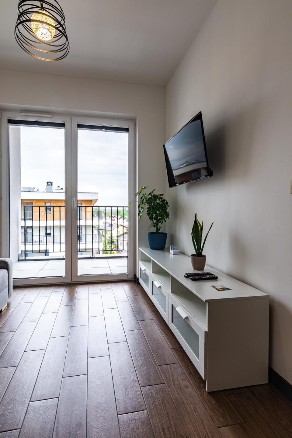 Communal lounge/ TV room, TV and multimedia, View (from property/room), Balcony/Terrace, Evening entertainment