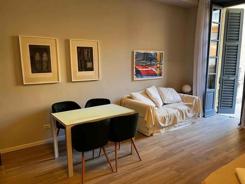 Velasca Pearl Apartment in Milan