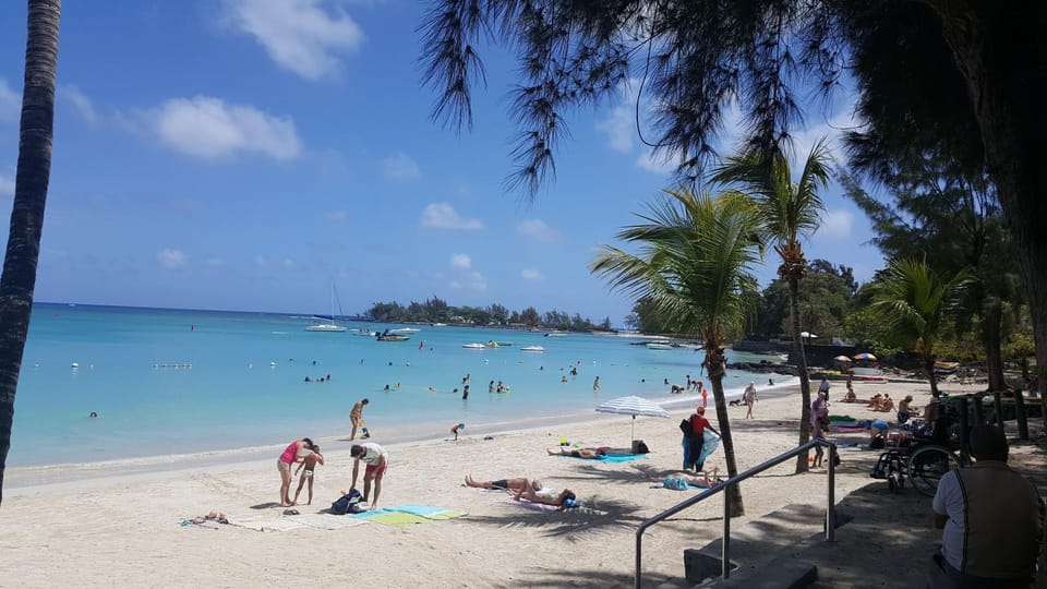 The Impala Mauritius Bed & Breakfast in Mon Choisy Trou aux biches Apartment hotel in Trou-aux-Biches