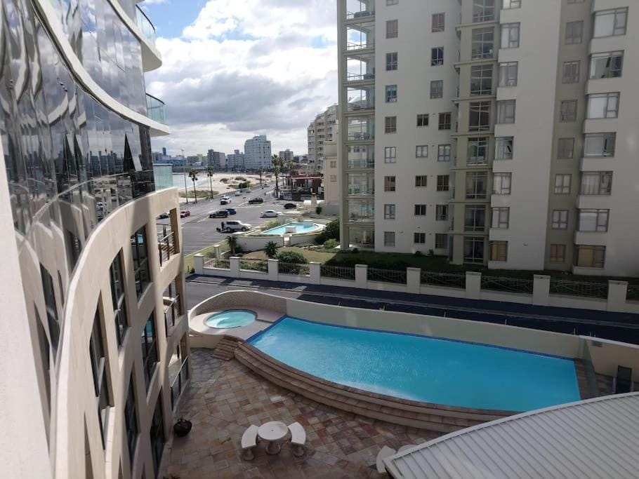 Beautiful Ocean View Apartment Apartment in Cape Town