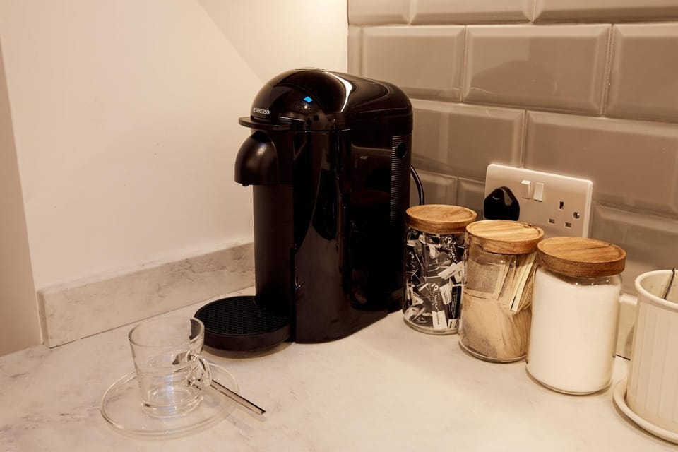 Coffee/tea facilities, Kitchen or kitchenette